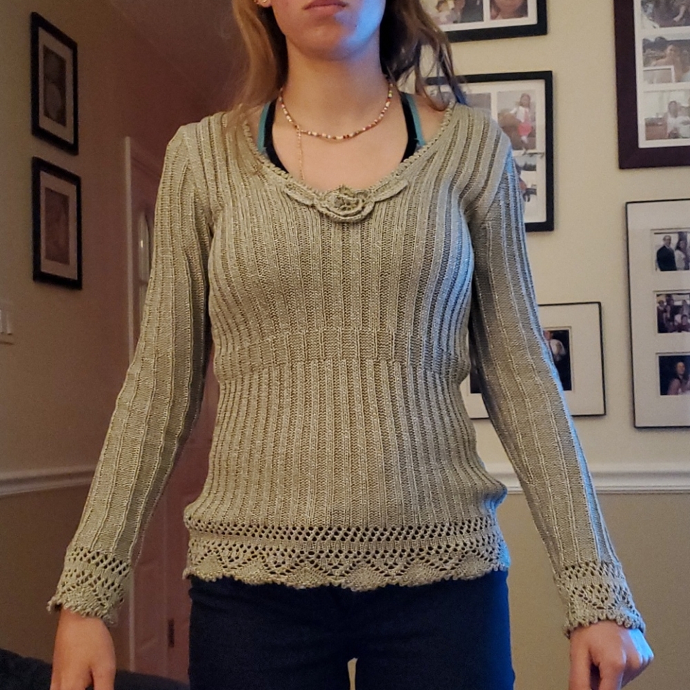 Knitted elegant jumper